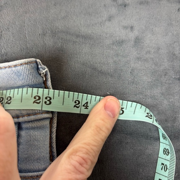 Madewell High Rise Skinny Cropped Jeans - Picture 7 of 11